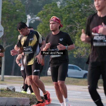 Runner Photo 6767685