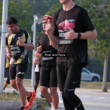 Runner Photo 6767689