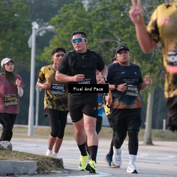 Runner Photo 6767695