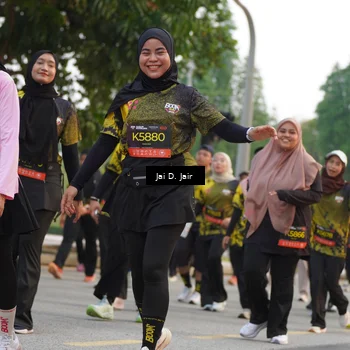 Runner Photo 6767705