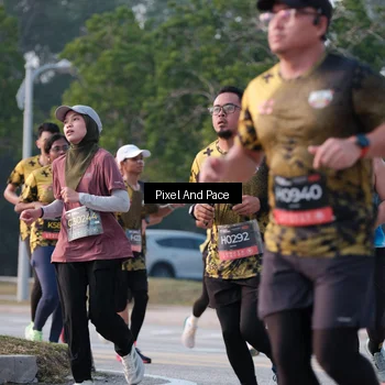 Runner Photo 6767714