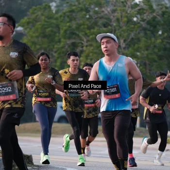 Runner Photo 6767733