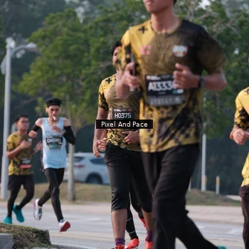 Runner Photo 6767785