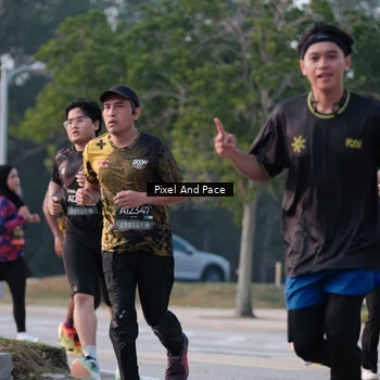 Runner Photo 6767789