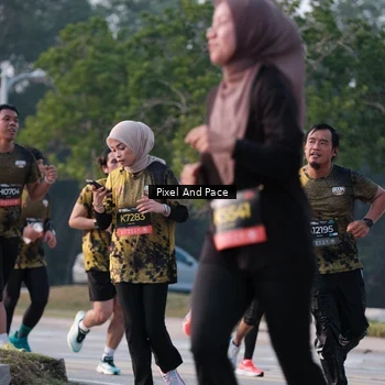 Runner Photo 6767811