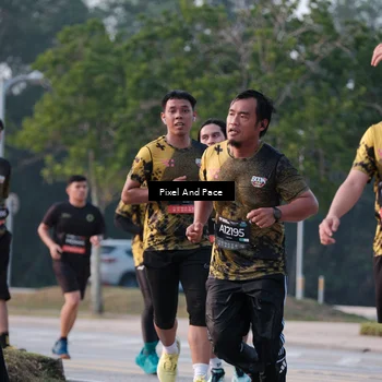 Runner Photo 6767819