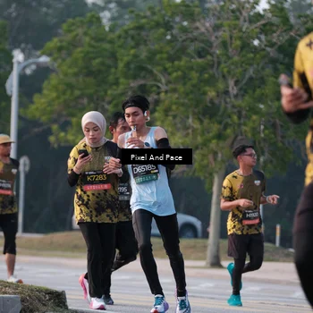 Runner Photo 6767822