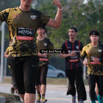 Runner Photo 6767845