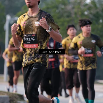 Runner Photo 6767846