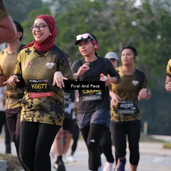 Runner Photo 6767889