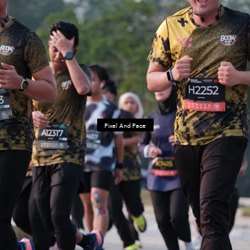 Runner Photo 6767917