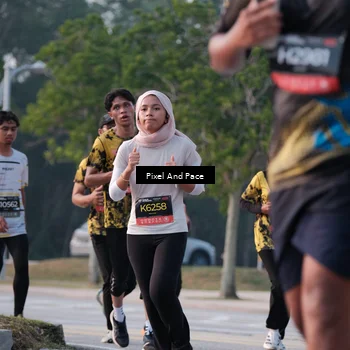 Runner Photo 6767920