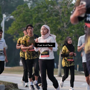 Runner Photo 6767940