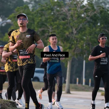 Runner Photo 6767968