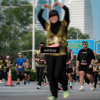 Runner Photo 6767983