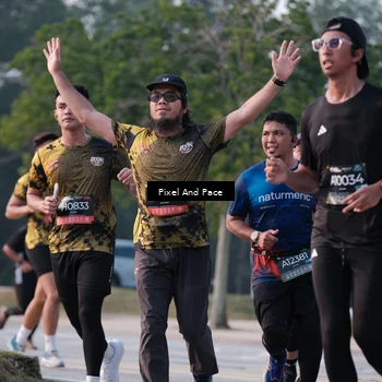 Runner Photo 6767998