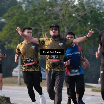 Runner Photo 6768007