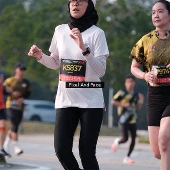 Runner Photo 6768027