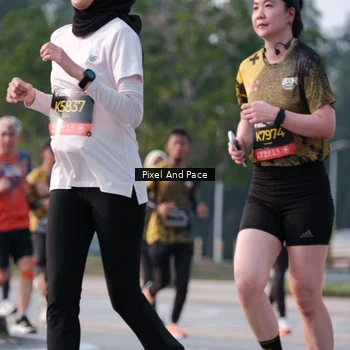 Runner Photo 6768028
