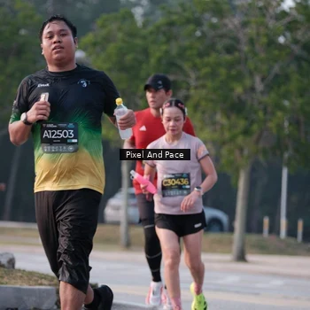 Runner Photo 6768034