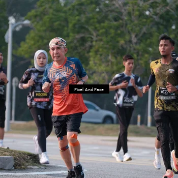 Runner Photo 6768044