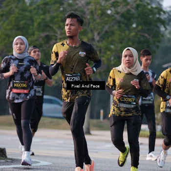 Runner Photo 6768051