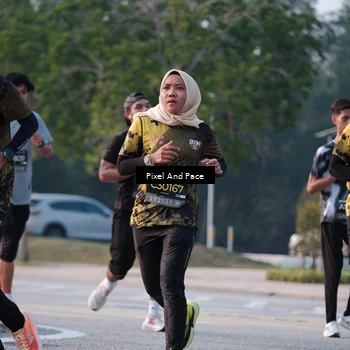 Runner Photo 6768060