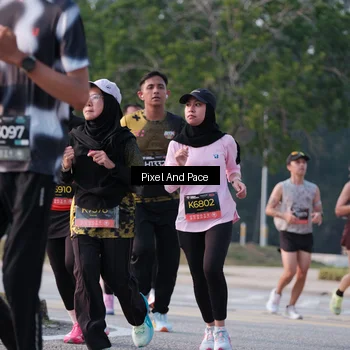 Runner Photo 6768092