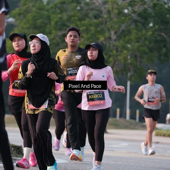 Runner Photo 6768099