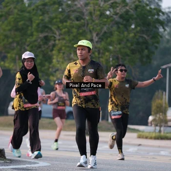 Runner Photo 6768112