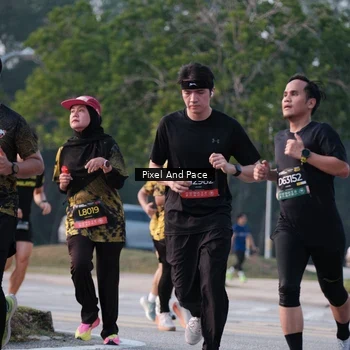 Runner Photo 6768119