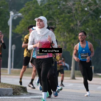 Runner Photo 6768186