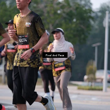 Runner Photo 6768335