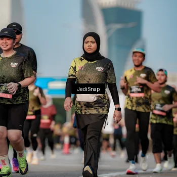 Runner Photo 6768358