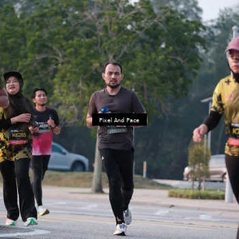 Runner Photo 6768364