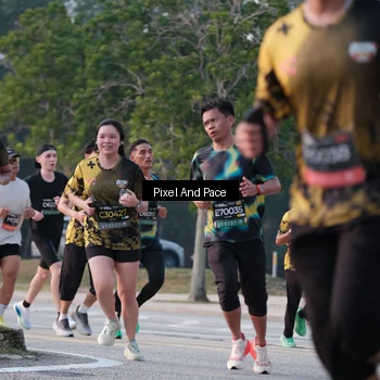 Runner Photo 6768376