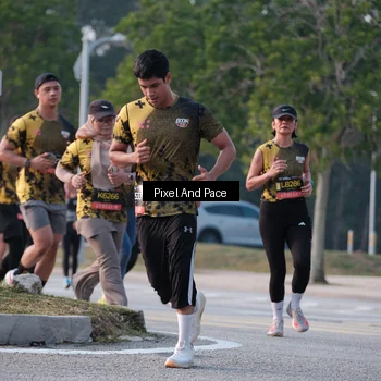 Runner Photo 6768383