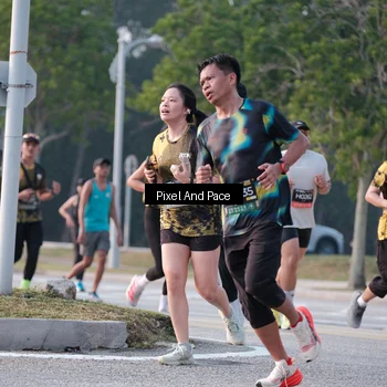 Runner Photo 6768384