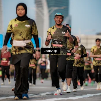 Runner Photo 6768415