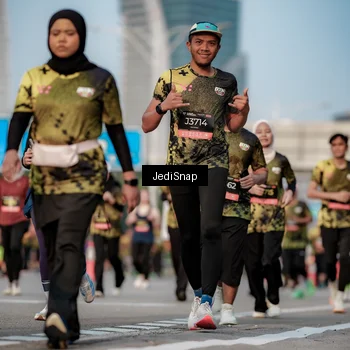 Runner Photo 6768434