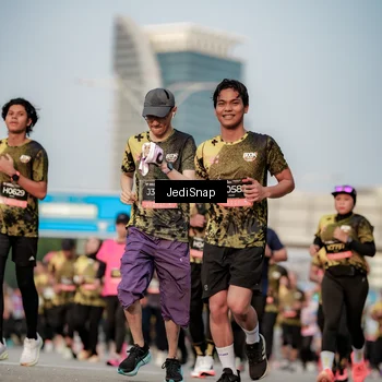 Runner Photo 6768459