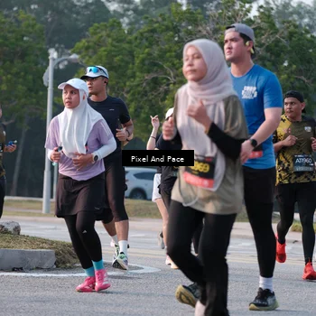Runner Photo 6768475