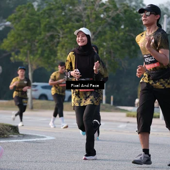 Runner Photo 6768605