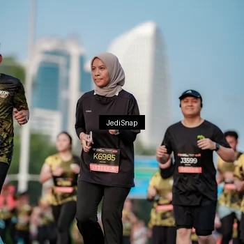 Runner Photo 6769511