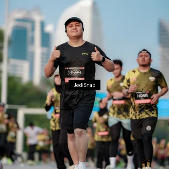Runner Photo 6769672
