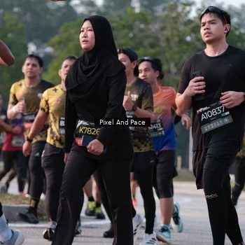 Runner Photo 6769681