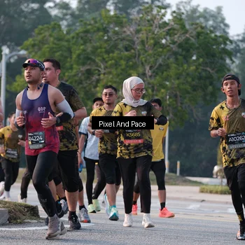Runner Photo 6769723