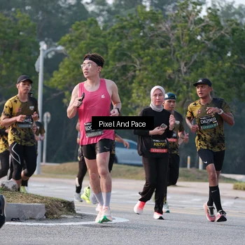Runner Photo 6769904
