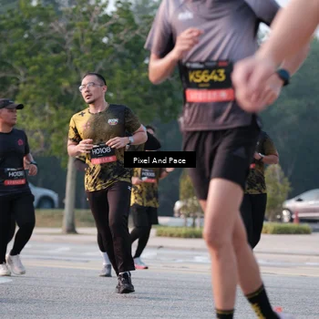 Runner Photo 6769937