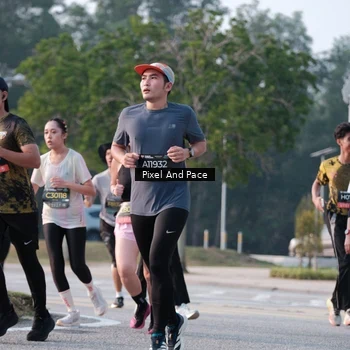 Runner Photo 6769991